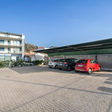 Terraces D'Orlando - Family Apartments With Sea View And Pool 카포오를란도 외부 사진