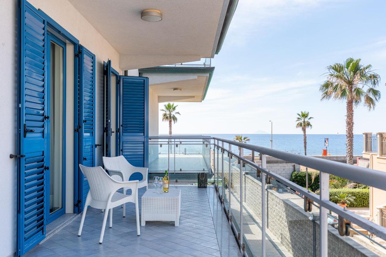 Terraces D'Orlando - Family Apartments With Sea View And Pool 카포오를란도 외부 사진