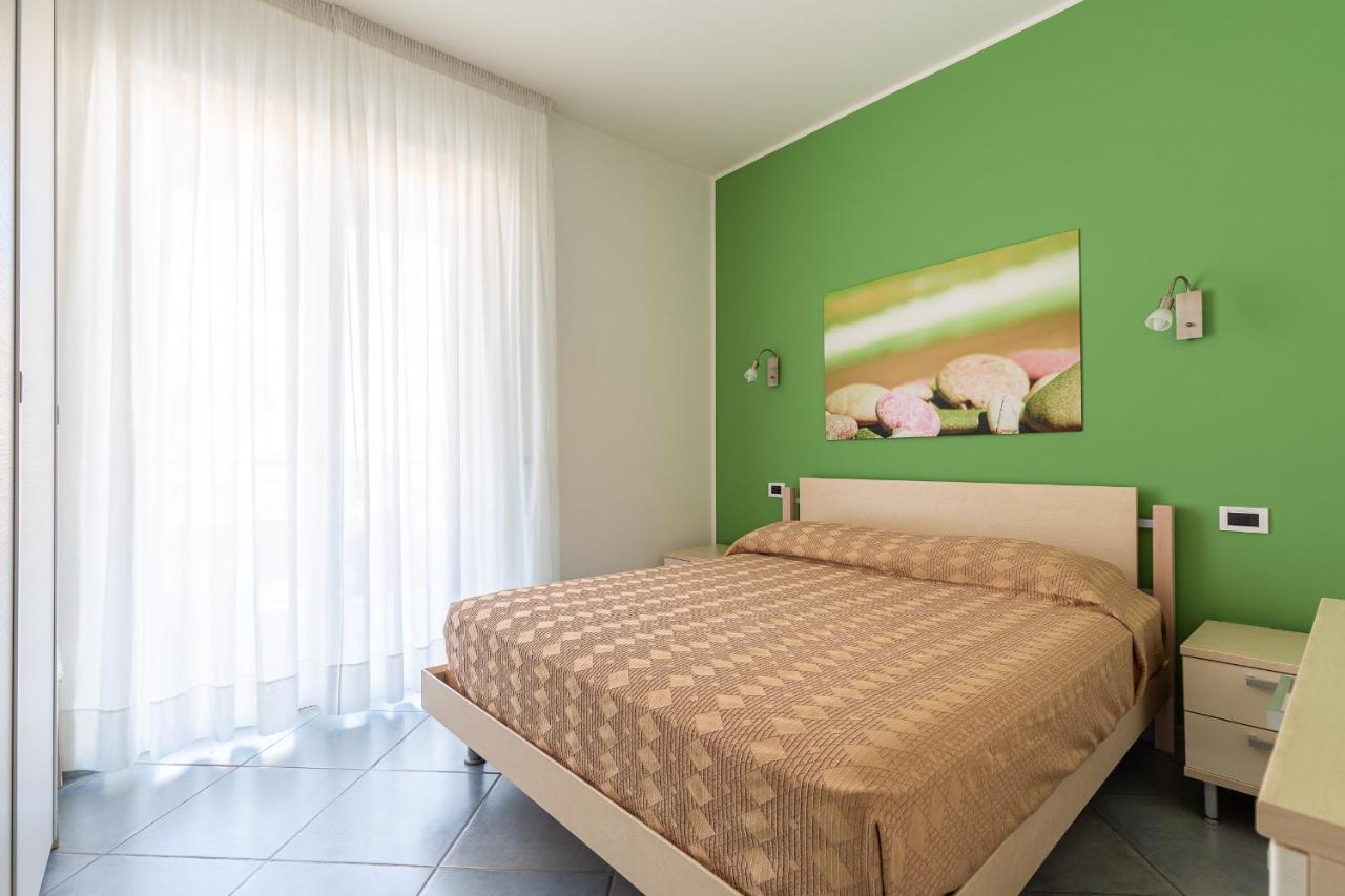 Terraces D'Orlando - Family Apartments With Sea View And Pool 카포오를란도 외부 사진