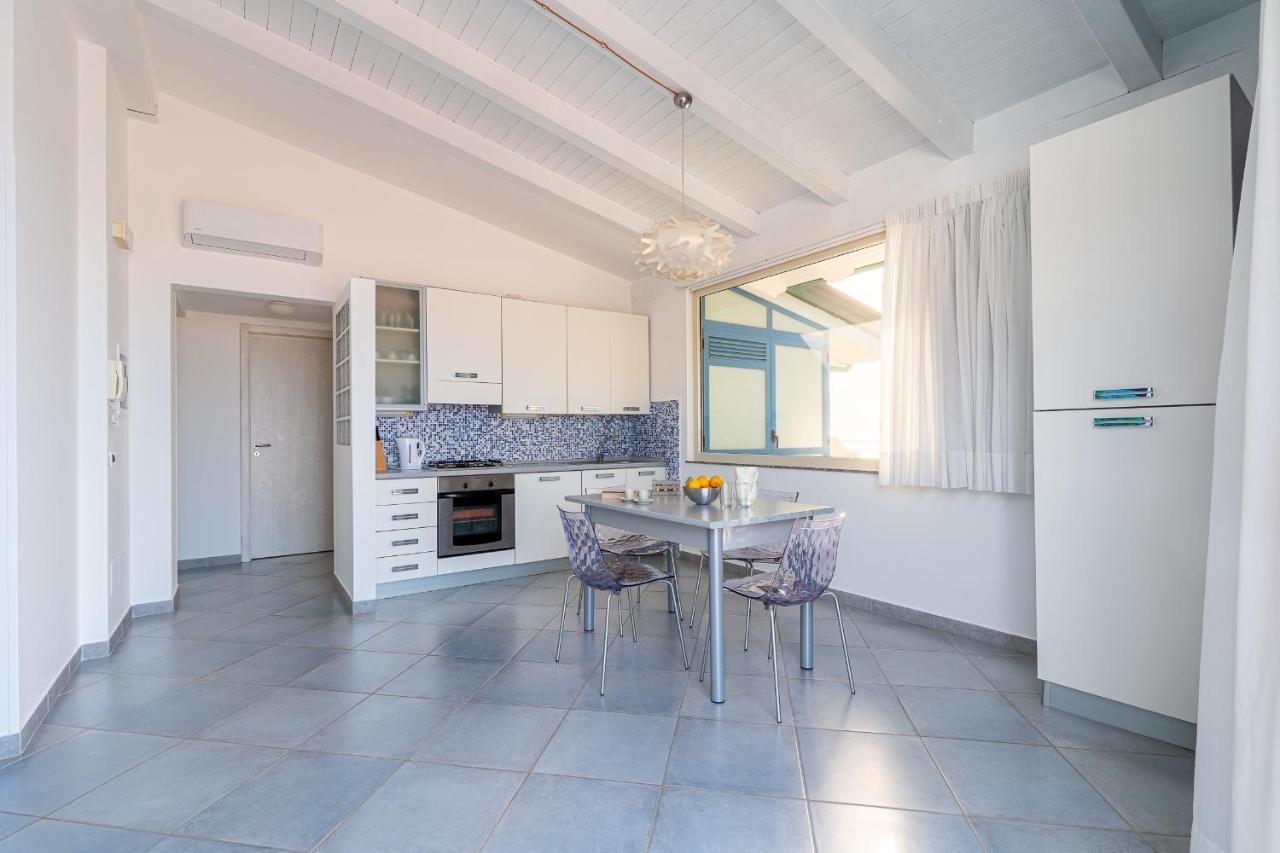 Terraces D'Orlando - Family Apartments With Sea View And Pool 카포오를란도 외부 사진