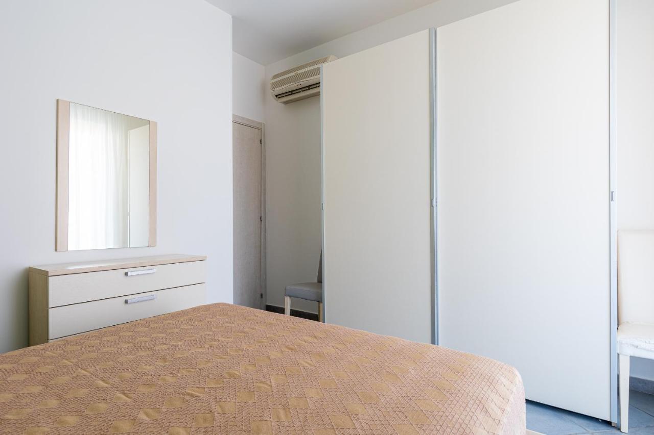 Terraces D'Orlando - Family Apartments With Sea View And Pool 카포오를란도 외부 사진
