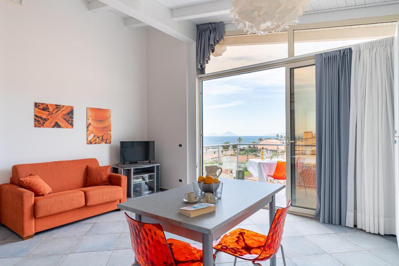 Terraces D'Orlando - Family Apartments With Sea View And Pool 카포오를란도 외부 사진