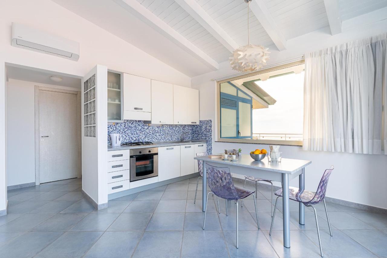 Terraces D'Orlando - Family Apartments With Sea View And Pool 카포오를란도 외부 사진