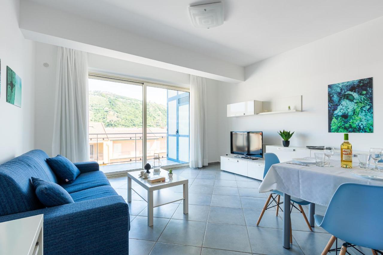 Terraces D'Orlando - Family Apartments With Sea View And Pool 카포오를란도 외부 사진