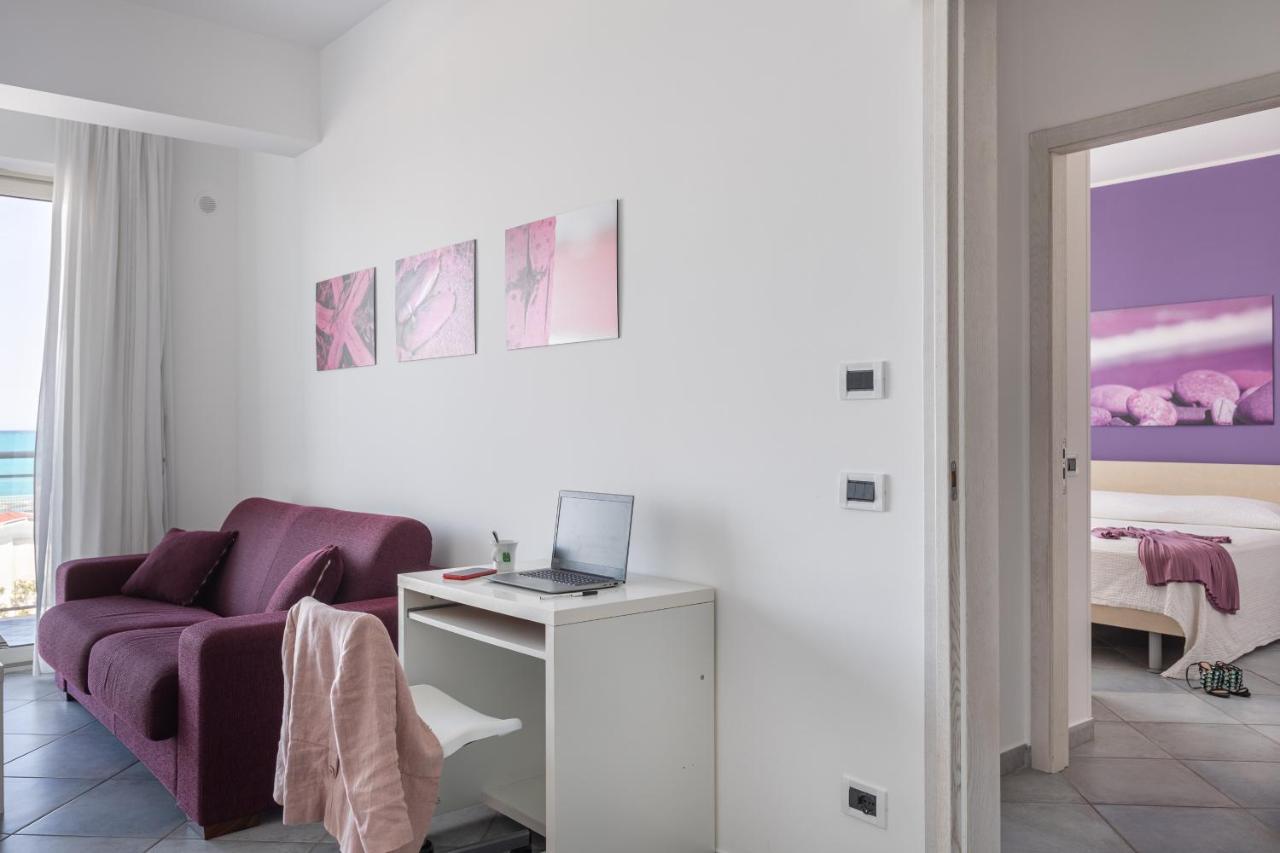 Terraces D'Orlando - Family Apartments With Sea View And Pool 카포오를란도 외부 사진