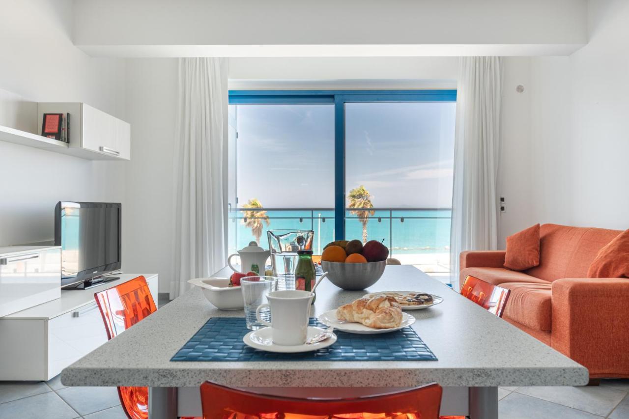 Terraces D'Orlando - Family Apartments With Sea View And Pool 카포오를란도 외부 사진