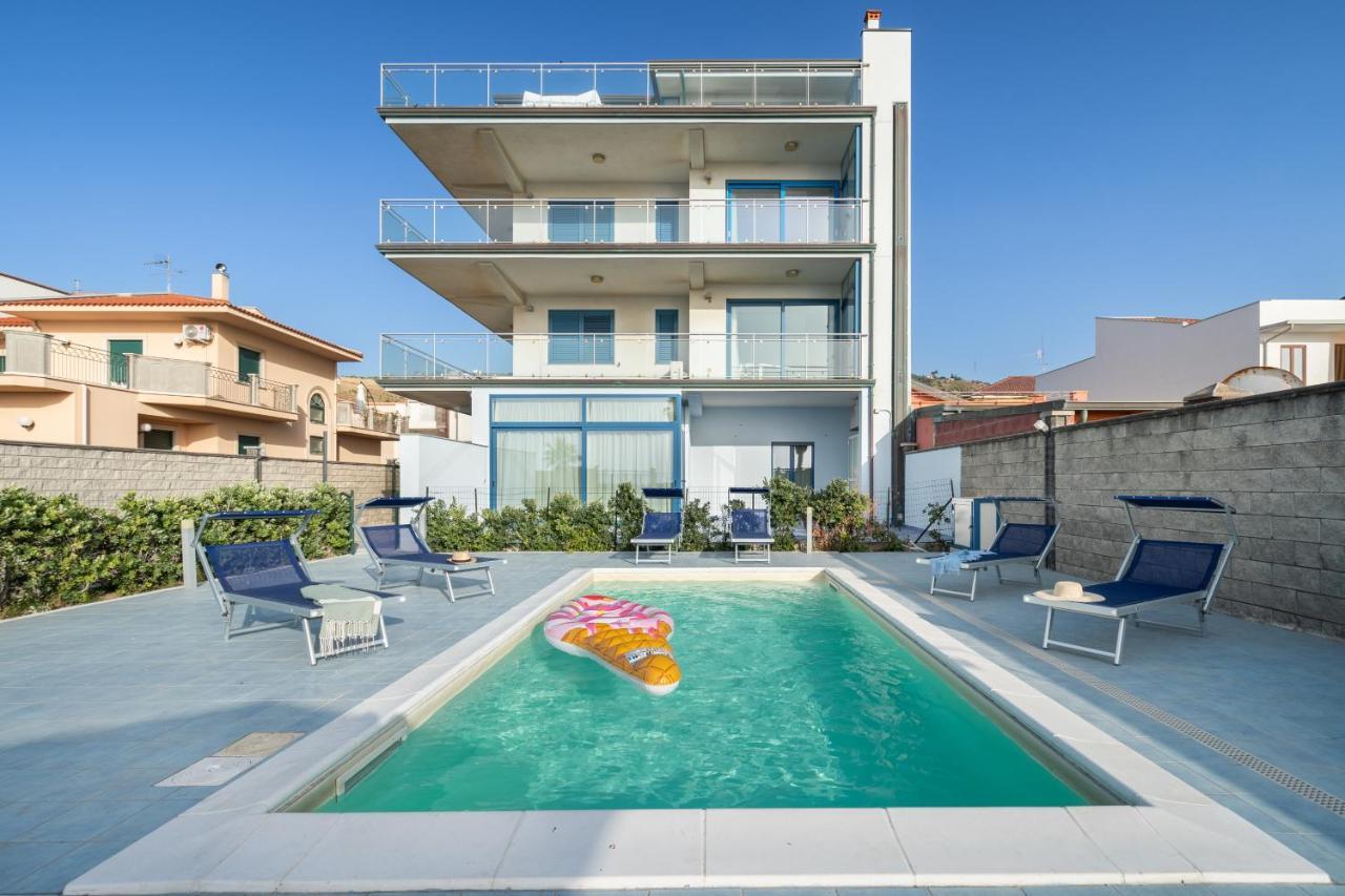 Terraces D'Orlando - Family Apartments With Sea View And Pool 카포오를란도 외부 사진