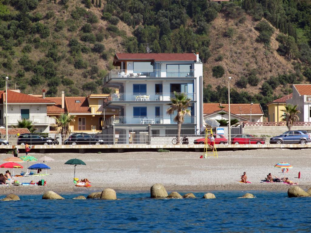 Terraces D'Orlando - Family Apartments With Sea View And Pool 카포오를란도 외부 사진