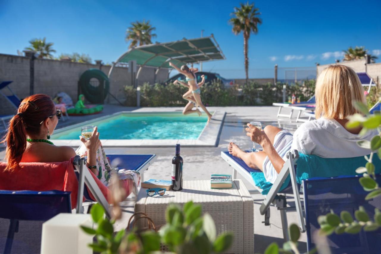Terraces D'Orlando - Family Apartments With Sea View And Pool 카포오를란도 외부 사진
